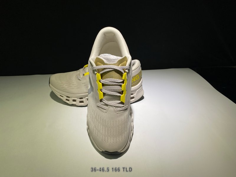 온 클라우드몬스터 3 러닝화 001-261292