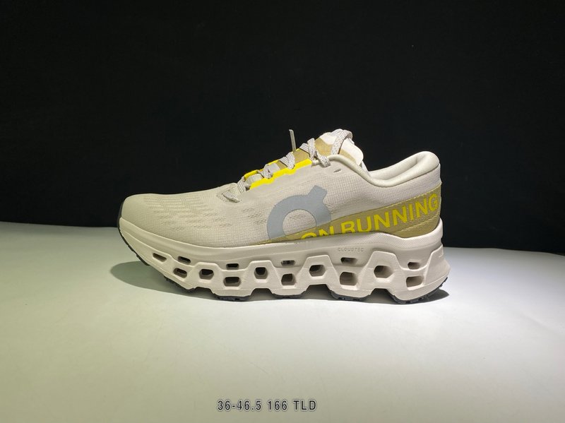 온 클라우드몬스터 3 러닝화 001-261292
