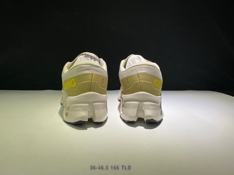 온 클라우드몬스터 3 러닝화 001-261292