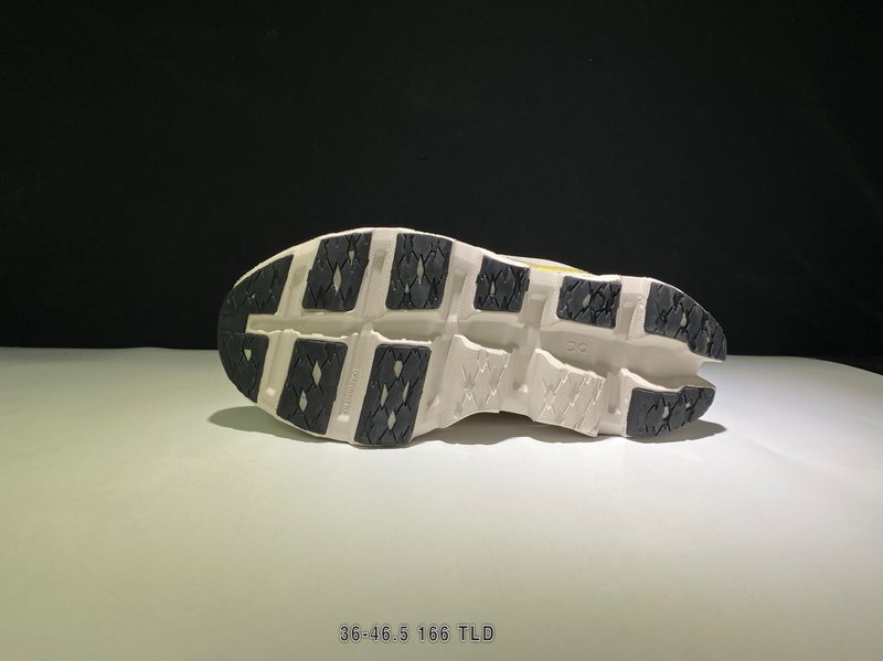 온 클라우드몬스터 3 러닝화 001-261292