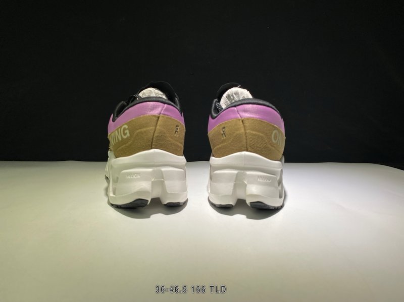 온 클라우드몬스터 3 레트로 러닝화 001-261293