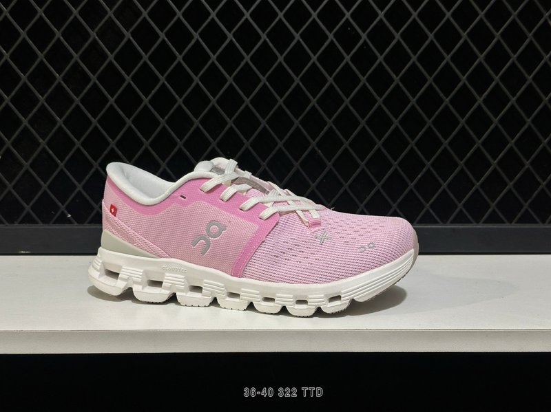 온 클라우드비스타 X4 종합 피트니스 트레이닝화 001-261298