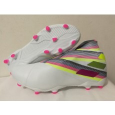 아디다스 메시 전용 방수 밴드 축구화 001-261329