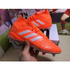 아디다스 프레데터 하이톱 축구화 001-261350