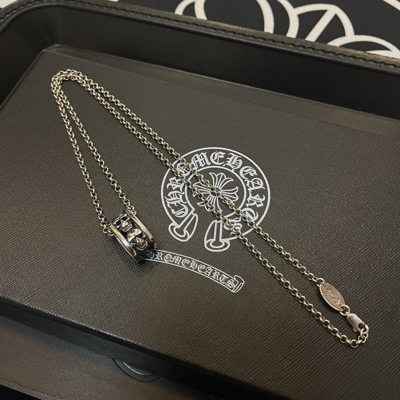 Chrome Hearts 클래식 빈티지 십자가 펜던트 001-262316