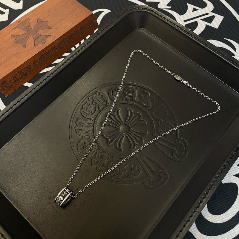 Chrome Hearts 클래식 빈티지 십자가 펜던트 001-262316
