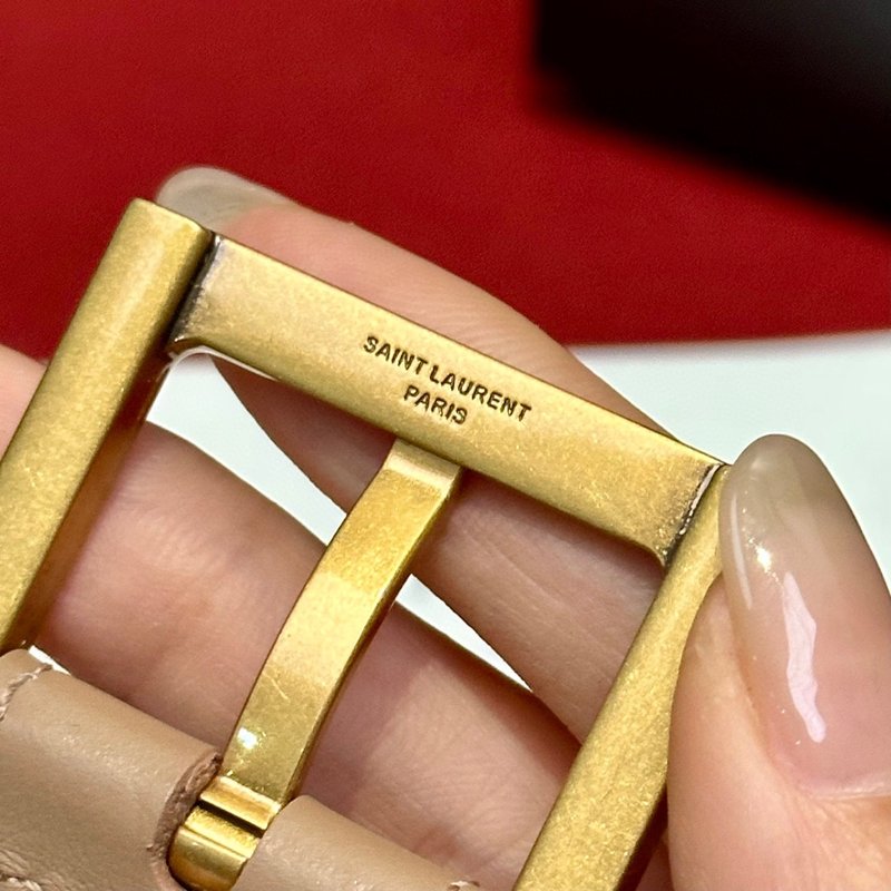 YSL 생로랑 여성용 빈티지 조각 금속 버클 벨트 001-262370