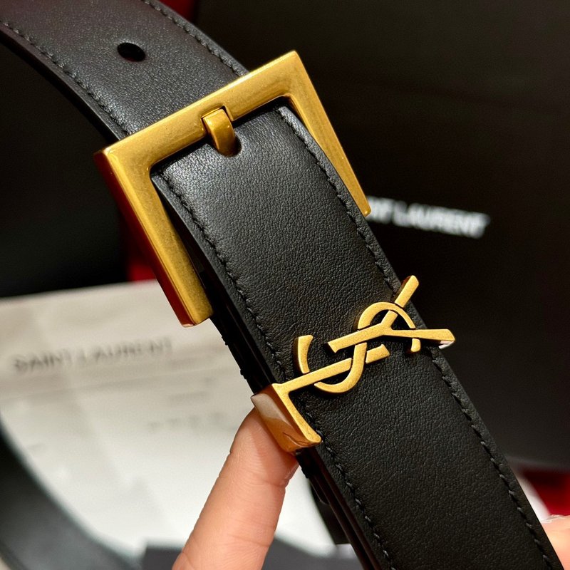 YSL 생로랑 여성용 빈티지 금속 버클 벨트 001-262373