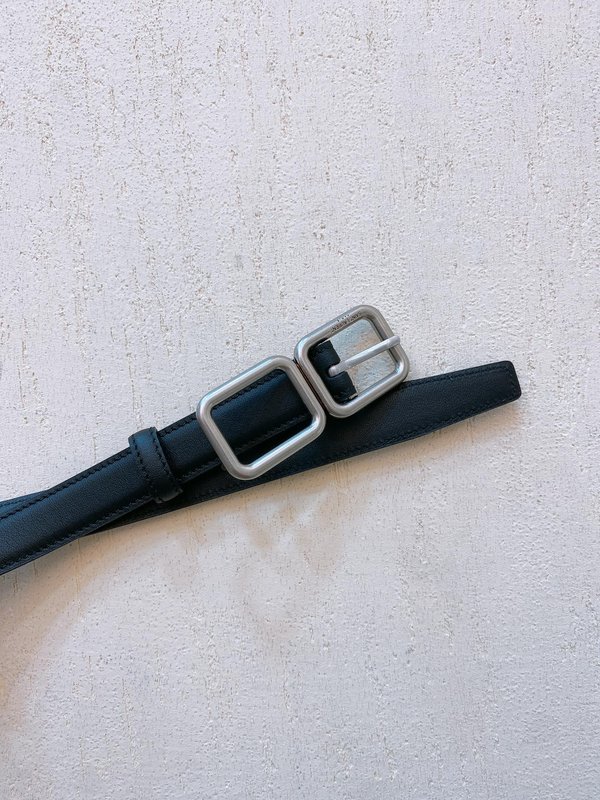 YSL 소가죽 더블 버클 슬림 벨트 001-262387
