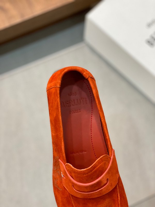 Berluti 벨루티 Venezia 로퍼 001-262445