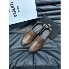 벨루티 에덴 스크리토 레더 로퍼 001-262448