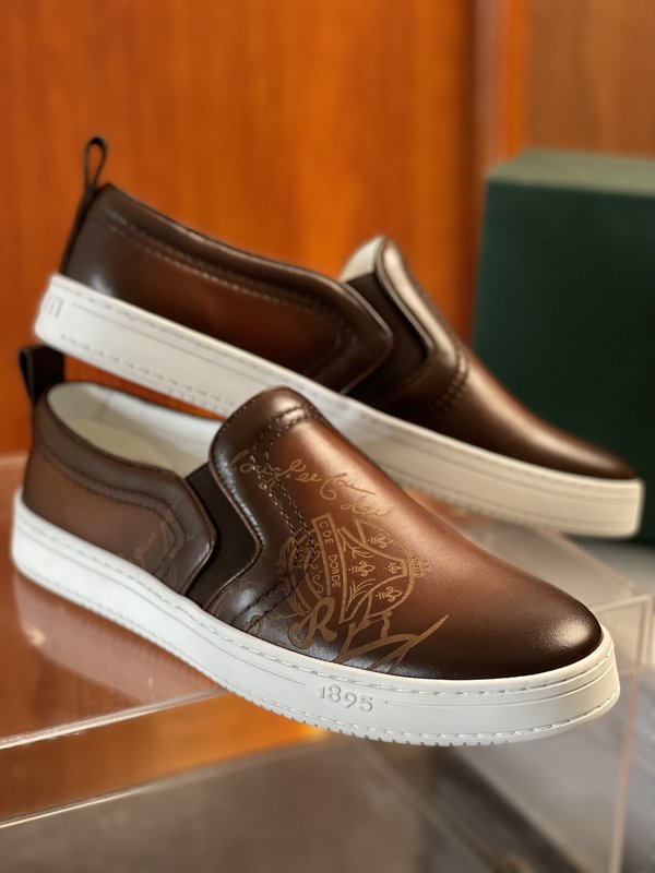 BERLUTI 벨루티  남성 소가죽 로퍼 001-262450