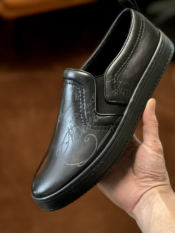 BERLUTI 벨루티  남성 소가죽 로퍼 001-262450