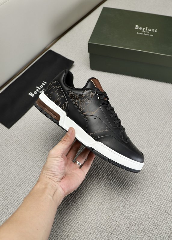 Berluti 벨루티 남성 가죽 운동화 001-262466
