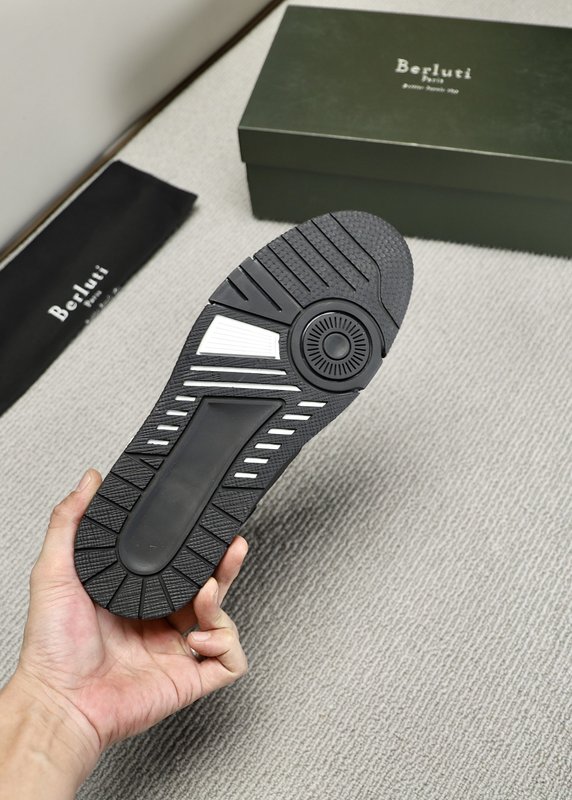 Berluti 벨루티 남성 가죽 운동화 001-262466