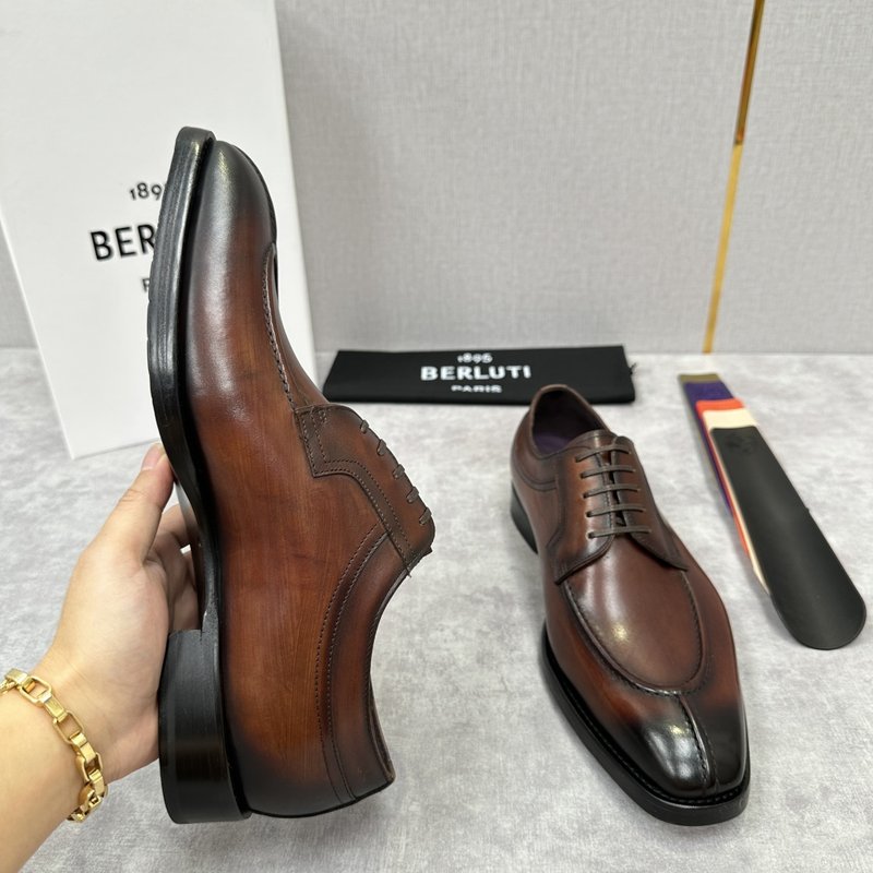 벨루티 남성 수제 염색 정장 구두 001-262479