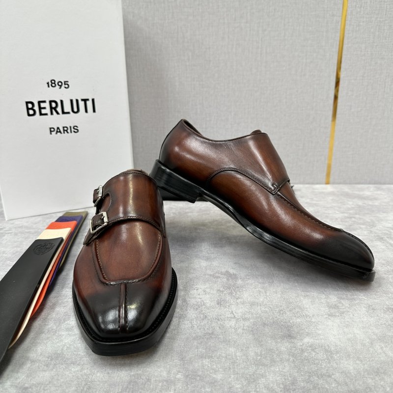 Berluti 벨루티 남성 수제 염색 정장 구두 001-262481