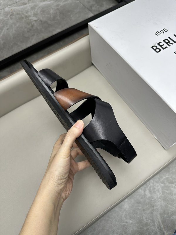 Berluti 벨루티 가죽 여름 남성 슬리퍼 001-262513