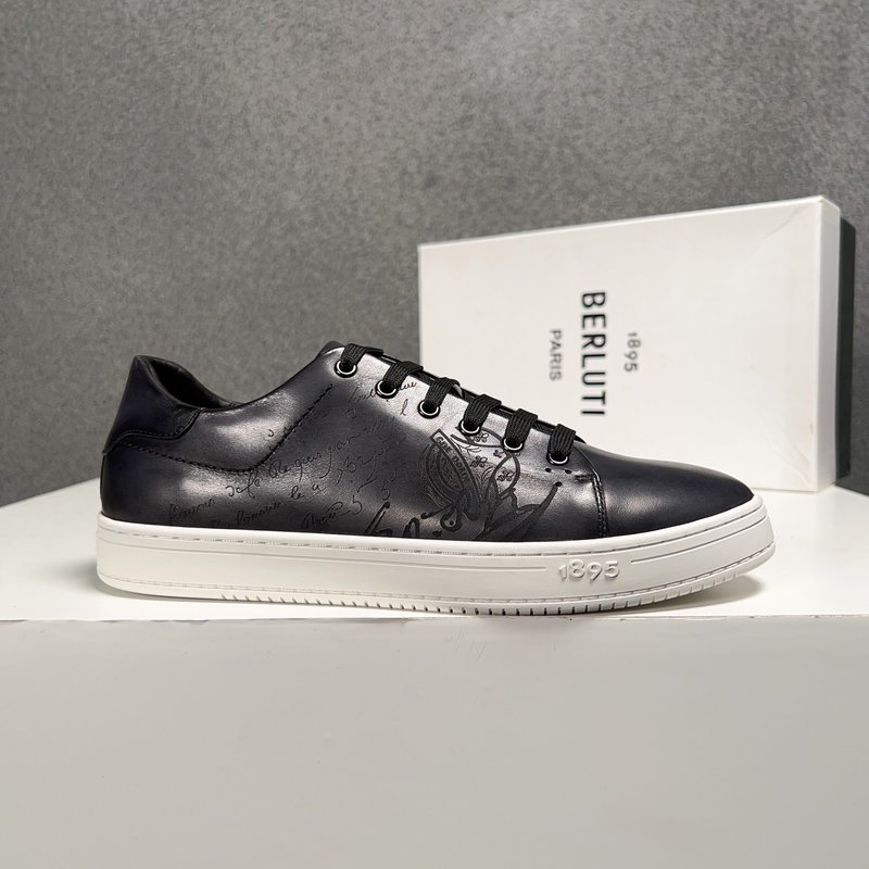 벨루티 남성 수제 가죽 스니커즈 001-262551