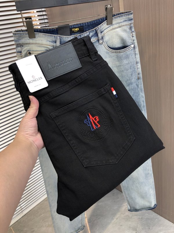 몽클레르春夏 슬림 스트레이트 데님 팬츠 001-262854