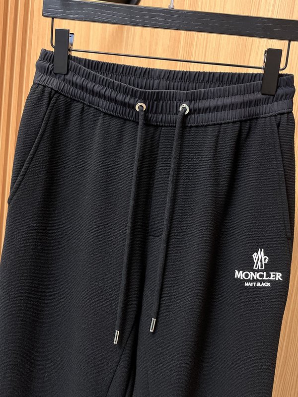 몽클레르 2026春夏 신상 클래식 로고 캐주얼 팬츠 001-262857