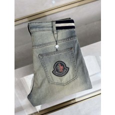 몽클레어 남성 슬림 핏 스트레치 데님 팬츠 001-262890