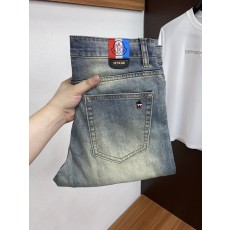 몽클레르 2026 SS 슬림 스트레이트 데님 팬츠 001-262907