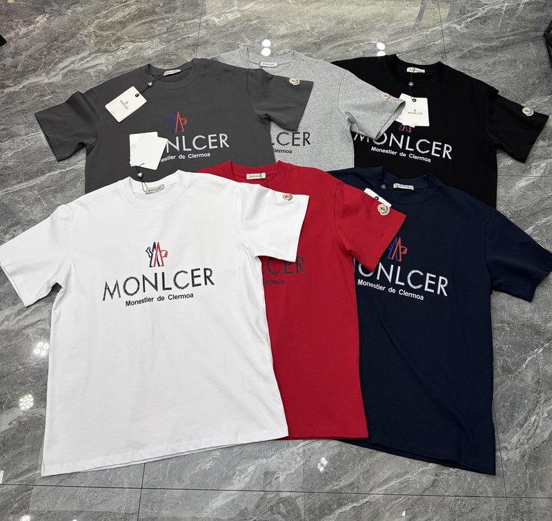 몽클레르 여름 라운드넥 반팔 티셔츠 001-263030