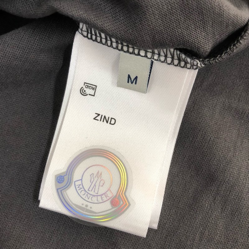몽클레르 2025 년 최신 커플 반팔 티셔츠 001-263042