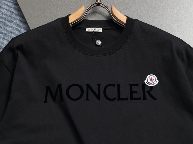몽클레르 2025 남녀공용 반팔 티셔츠 001-263077