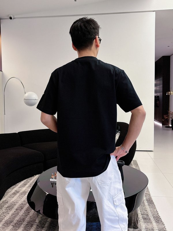 몽클레르 2026 SS 신상 반팔 티셔츠 001-263092