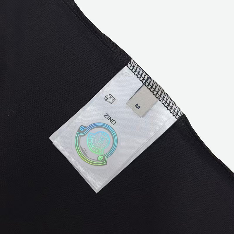 몽클레르 신규 라운드넥 반팔 티셔츠 001-263099