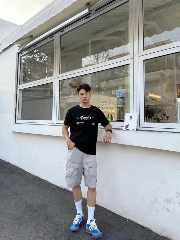 몽클레어 2026 년 라운드넥 반팔 티셔츠 001-263101