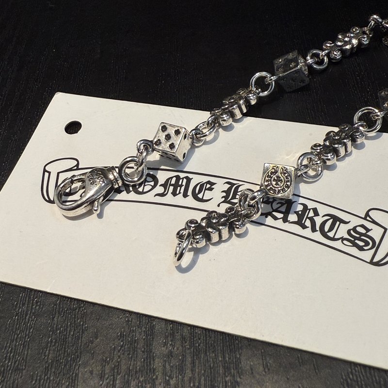 Chrome Hearts 복고 다이스 십자가 꽃 팔찌 001-263109