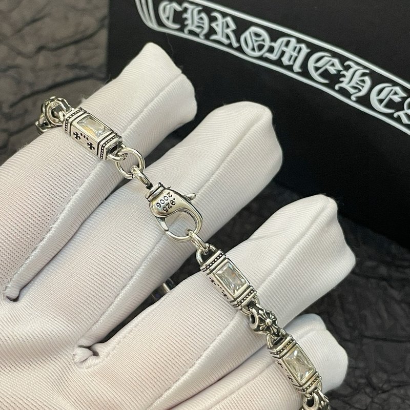 Chrome Hearts 화이트 다이아 십자가 팔찌 001-263416