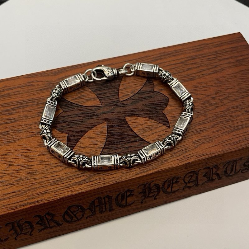 Chrome Hearts 화이트 다이아 십자가 팔찌 001-263416
