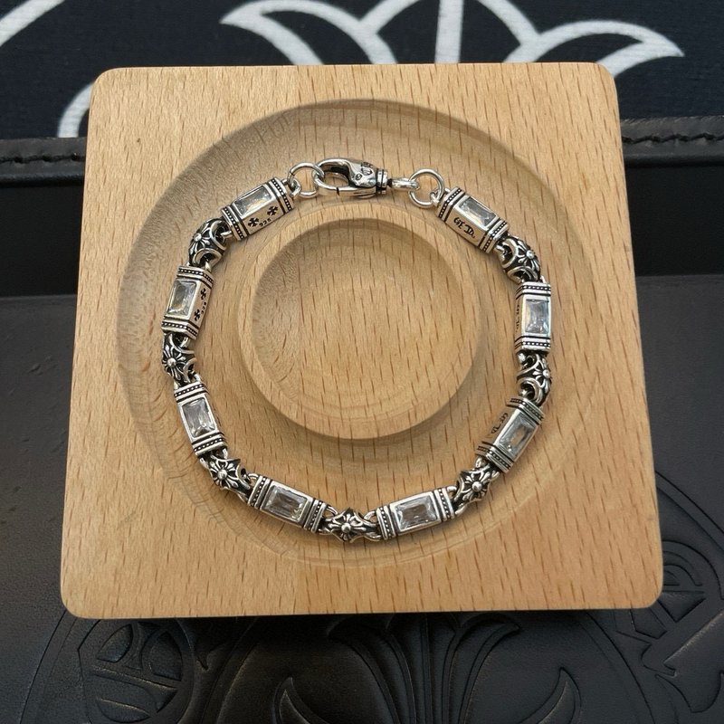 Chrome Hearts 화이트 다이아 십자가 팔찌 001-263416