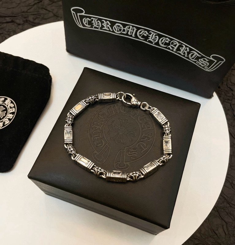 Chrome Hearts 화이트 다이아 십자가 팔찌 001-263416