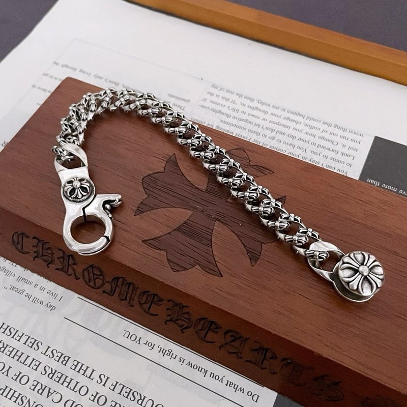 Chrome Hearts 클래식 플라워 랍스터 클로 팔 001-263483