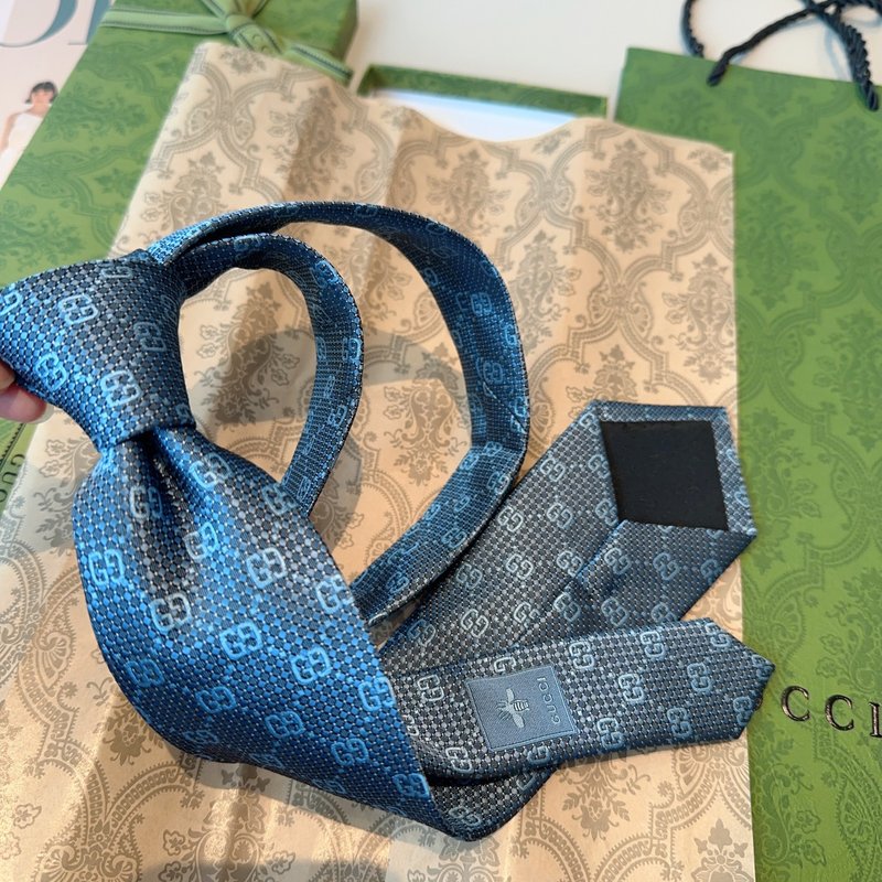 GUCCI GG 로고 프린트 넥타이 001-264699