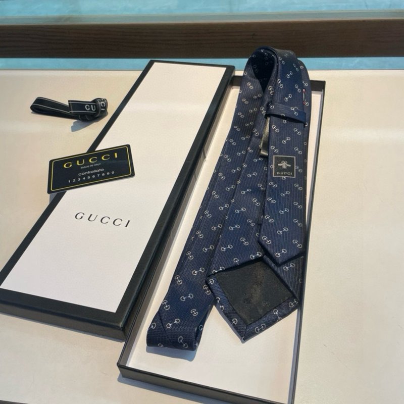 구찌 클래식 GG 자카드 실크 넥타이 001-264712