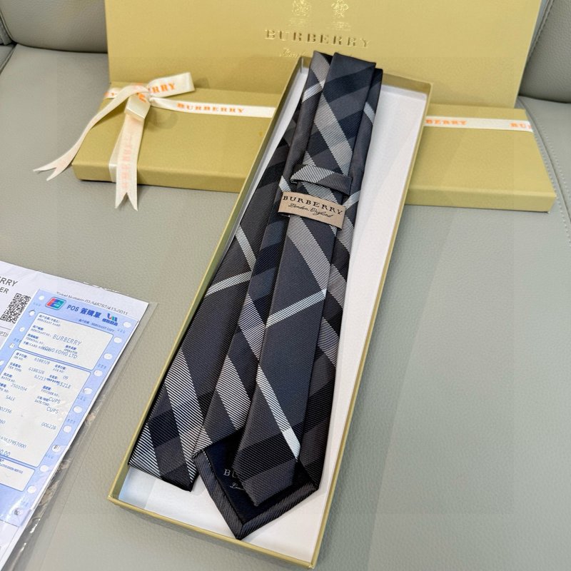 버버리 빈티지 체크 실크 넥타이 001-265032