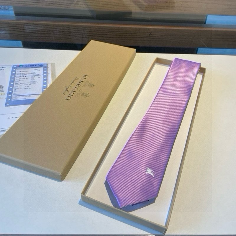 버버리 빈티지 체크 실크 넥타이 001-265045