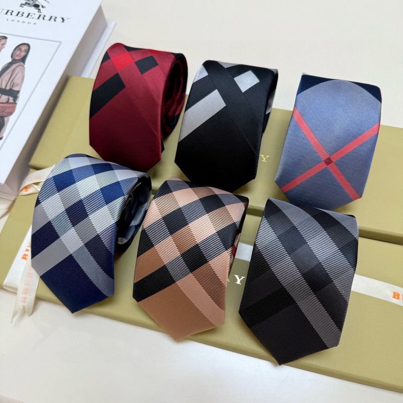 버버리 빈티지 체크 실크 넥타이 001-265054