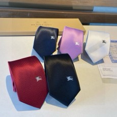 버버리 클래식 체크 실크 넥타이 001-265069