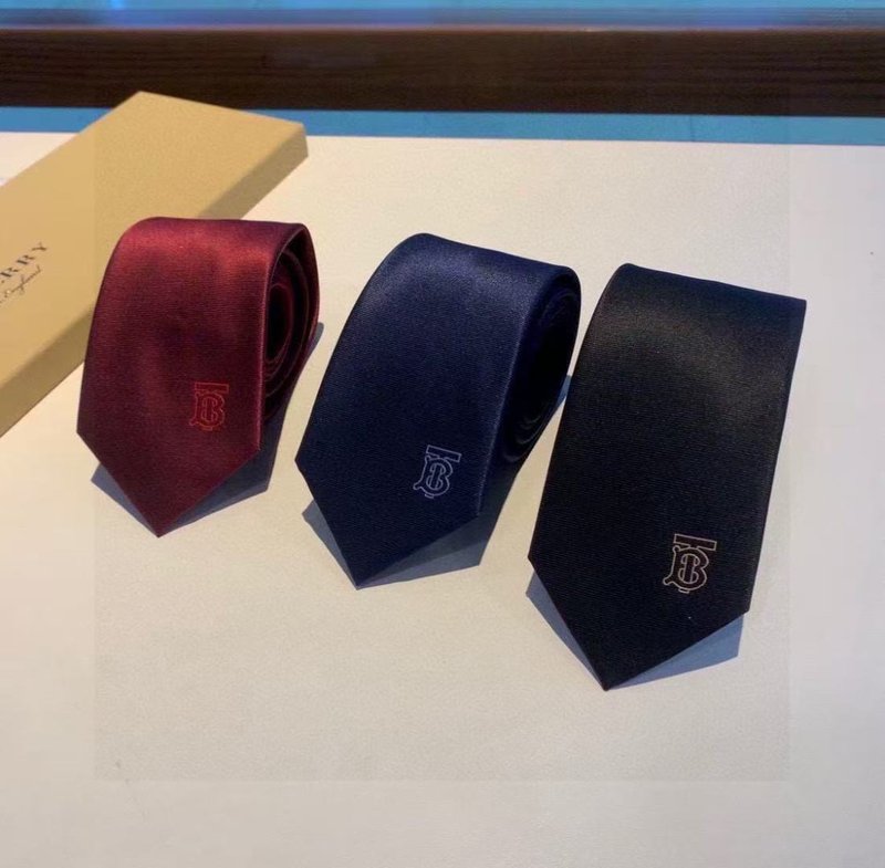 버버리 TB 모노그램 실크 넥타이 001-265086
