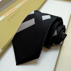 버버리 클래식 체크 실크 넥타이 001-265094
