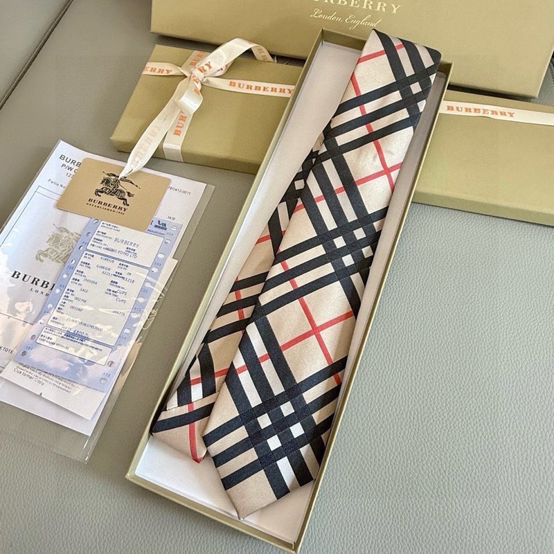 버버리 빈티지 체크 넥타이 001-265124