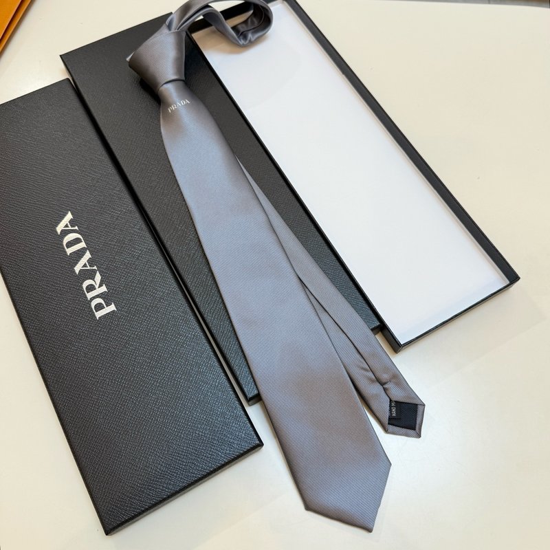 Prada 클래식 로고 자카드 넥타이 001-265580