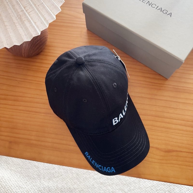 발렌시아가 자수 레터링 야구모자 001-265652